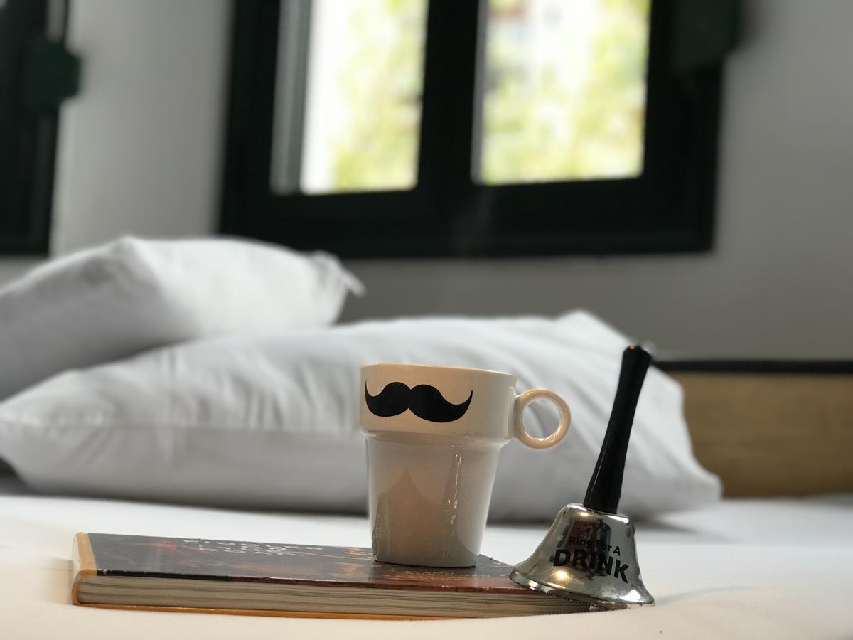 Destil Hostel Тирана Екстериор снимка